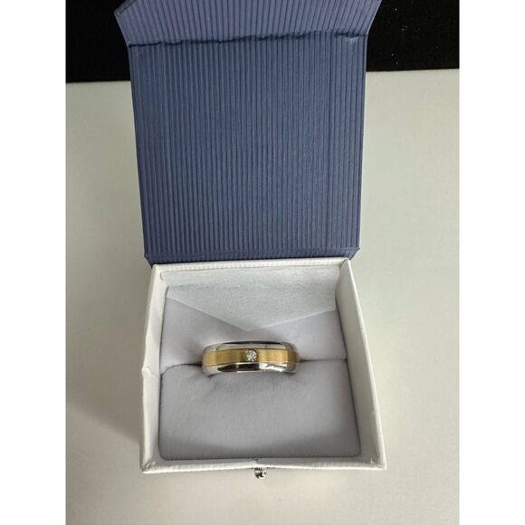 10 Kt Gold Men's Natural Diamond Solitaire Ring